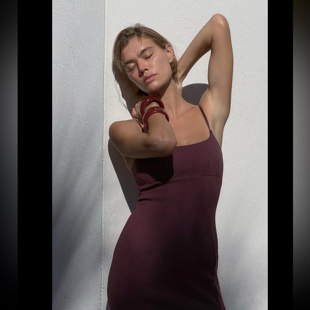 INTERLOCK STRAP DRESS - Picture 4 of 6